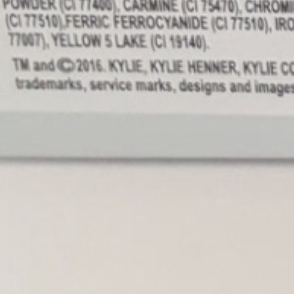 UPDATE ON FAKE MAKEUP SELLERS - Picture 7 of 10